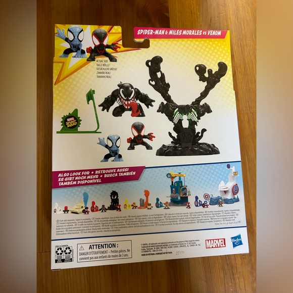 Marvel Stunt Squad Villain Knockdown Playset Spider-Man & Miles Morales vs Venom - Picture 2 of 2